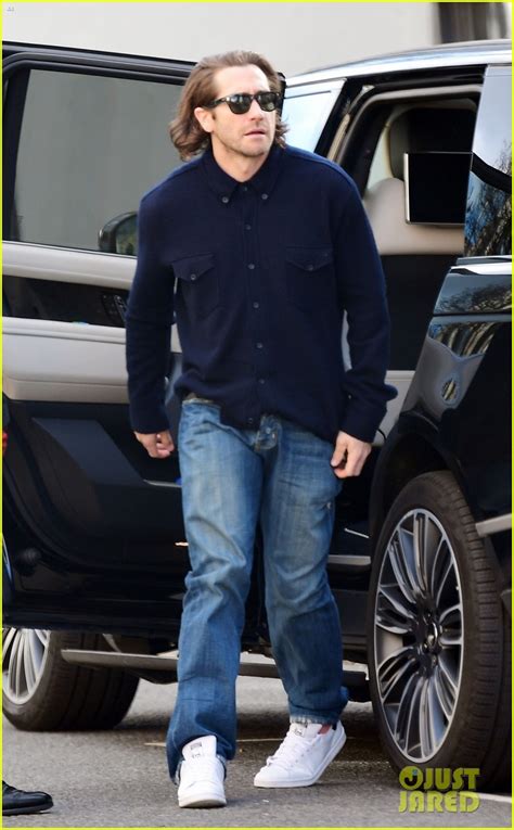 Team 10, inc., the corporation operated by paul out of his $7.3 million calabasas mansion, accepted the ppp loan on april 7, 2020, according to accountable.us. Full Sized Photo of jake gyllenhaal hair march 2020 03 ...