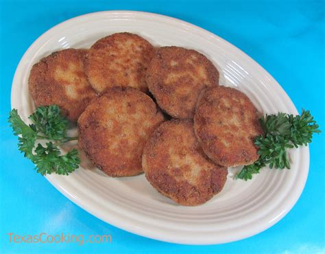 Easy Salmon Patty Recipe With Crackers