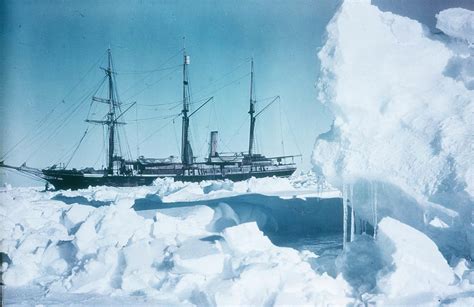 The Endurance Frozen Ernest Shackleton S Endurance Expedition To Antartica 1915 R