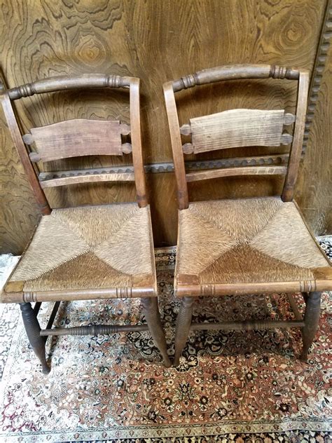 A Pair Of Antique Rush Seat Side Chairs Of Late 1800s In Excellent