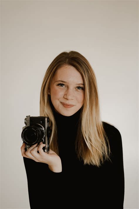 Realm Posing Portraits For A Photographer Photographer Self