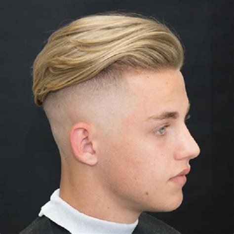 An undercut hairstyle is a type of men's haircut style that is included of a bowl cut and of a top part. 10 Manly Comb Over Undercut Hairstyles for Men 2019