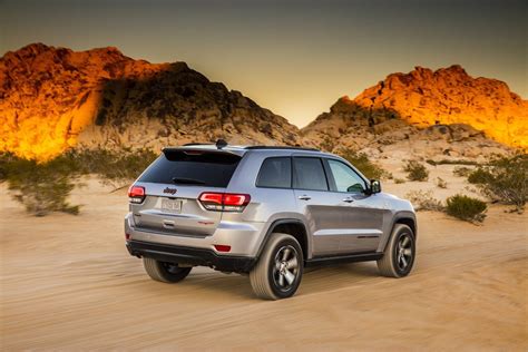 2017 Jeep Grand Cherokee Trailhawk Gallery 670617 Top Speed
