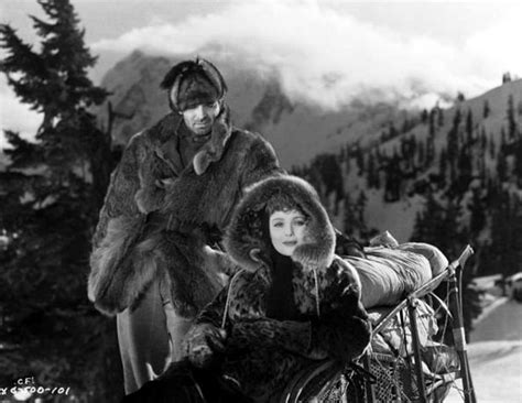 Romantic Photos Of Clark Gable And Loretta Young During Filming Call Of The Wild In 1935