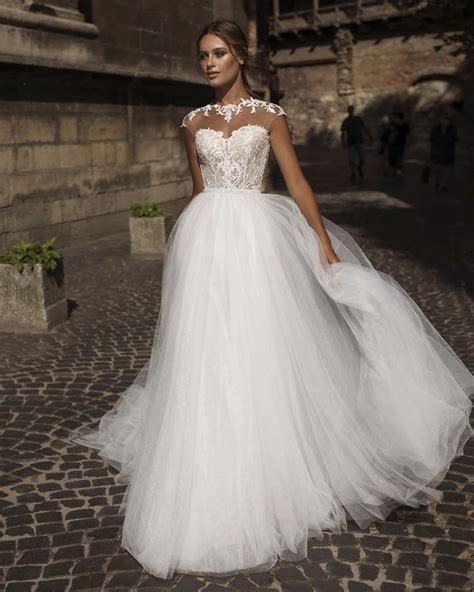 Abigails Bridal Boutique Leeds In 2020 Wedding Gown Guide Princess Bridal Gown Mermaid Style