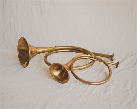 Vintage Brass Horns Set Of 2 French Country Decor French Horn Etsy