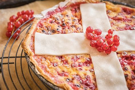 Schokoladen kuchen kuchen und torten rezepte kuchen ohne backen einfacher nachtisch kalorienarme rezepte einfach lecker schokokuchen ohne mehl schokoladenkuchen ohne mehl leichte desserts. Meertrübeli Chueche - Kitchwitch