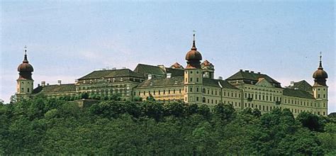 It was founded in 1083 by altmann, bishop of passau. Göttweig | Heimatlexikon | Kunst und Kultur im Austria-Forum