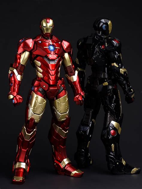 千值練官方blog A Look At The Dark Iron Man Black X Gold