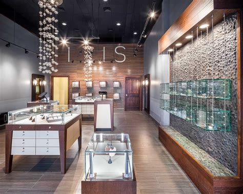 Iris piercing studio and jewelry gallery. Commercial Tenant Improvement | Portland, Oregon