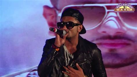 Love Dose Yo Yo Honey Singh Performance For His New Song Youtube