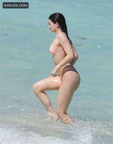 Kylie Jenner Big Butt On The Beach In Turks And Caicos Aznude