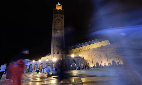 Iftar, meal distribution guidelines announced. Last days of Ramazan - Pakistan - DAWN.COM