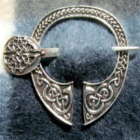 Celtic Knot Viking Cloak Pin 1 12 Penannular Brooch Etsy