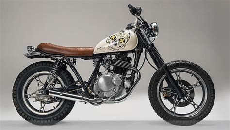 I found you can take the motor mount and sub frame from a dr 200 and mount it. GN 250 Suzuki custom. I want!!! Geraamtekop!! | Cafe Racer ...