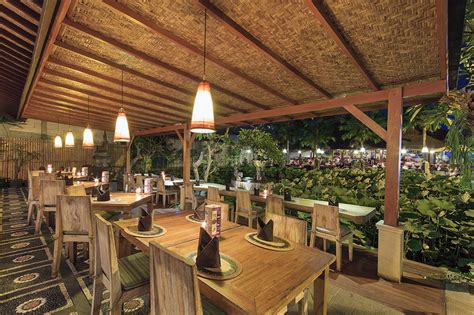 Most Instagrammable Restaurants in Ubud, Bali | Traveler by Unique