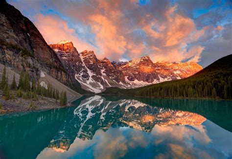 Sunrise Moraine Lake Banff National Park Outdoor Photographer