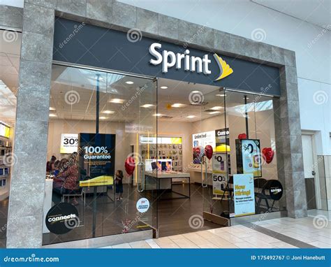 A Sprint Retail Store In A Mall In Orlando Fl Editorial Photography