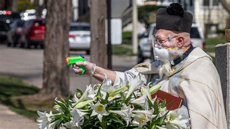 Priest Goes Viral After Using Squirt Gun To Bless Churchgoers Nbc New