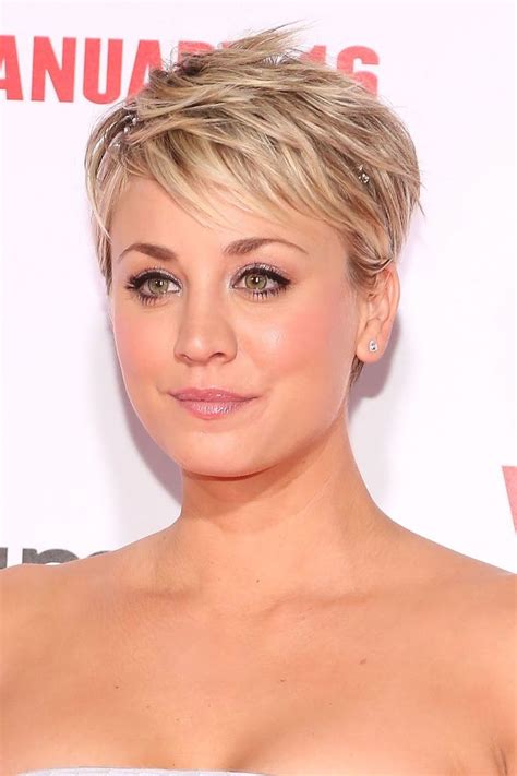 Kaley Cuoco Hair Evolution See How She Grew Out Her Pixie Kaley