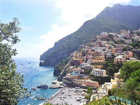 Female Solo Travel Guide Visit Positano Italy On The Amalfi Coast
