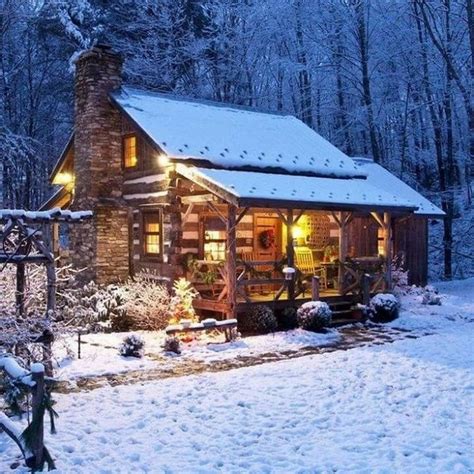 Snow A Cozy Cabin And A Suggly Husband Ahhhh Small Log Cabin