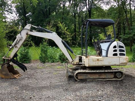 Terex Hr16 Mini Excavator With Thumb No Reserve Auction For Sale From