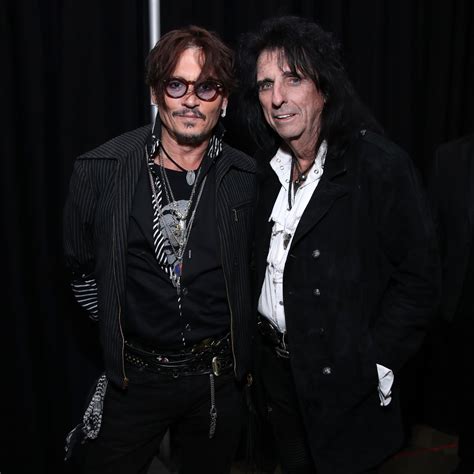 7,577,012 likes · 37,001 talking about this. Johnny Depp, Alice Cooper - Johnny Depp Photos - 2020 ...