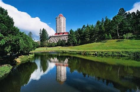 Genting highlands is a hill station located on the peak of mount ulu kali in malaysia at 1,800 meters elevation. Awana Genting Highlands Golf and Country Resort, the Best ...