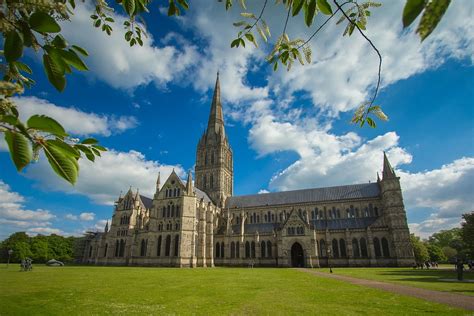 Top 10 Interesting Facts About The Salisbury Cathedral Discover Walks