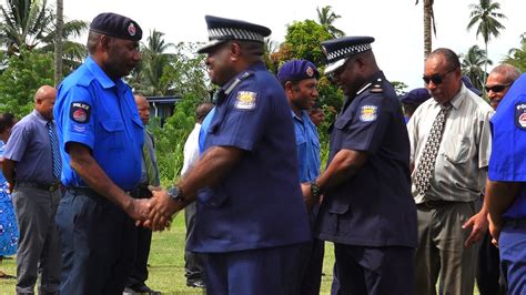 More Than 35o Police Officers In Lae Are Ready For Festive Season Operations Emtv Online