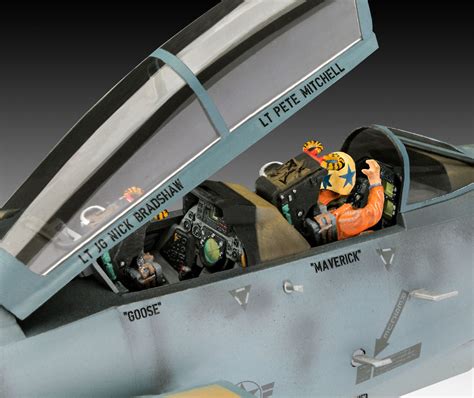 Revell Top Gun Maverick S F A Tomcat Kit