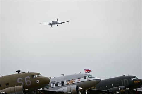 30 Dakotas Fly From Raf Duxford For 75th D Day Anniversary Express Digest