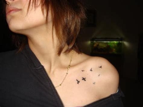 See more ideas about cute tattoos, body art tattoos, bird tattoo collarbone. 60 Sexy Collar Bone Tattoos For Women | Amazing Tattoo Ideas