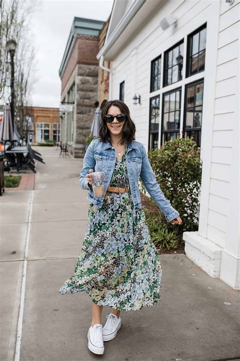 floral dress styled two ways for summer an indigo day