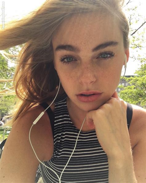 Elizabeth Turner Nude The Fappening Photo 1398883 Fappeningbook