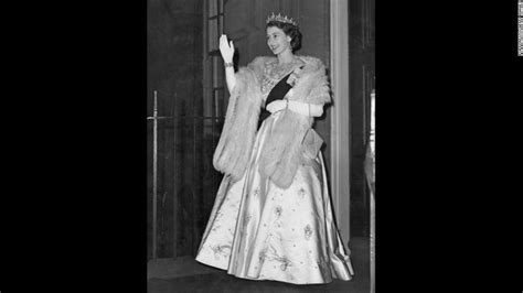 queen elizabeth ii monarch marks birthday in neon style cnn