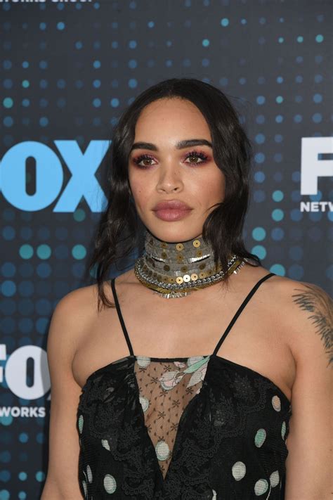 In the gif pack below, you'll find roughly 76 gifs of the beautiful cleopatra coleman as erica dundee from the last man on earth season 3 episode 16 and part of 17. Cleopatra Coleman - Fox Upfront Presentation in NYC 05/15 ...