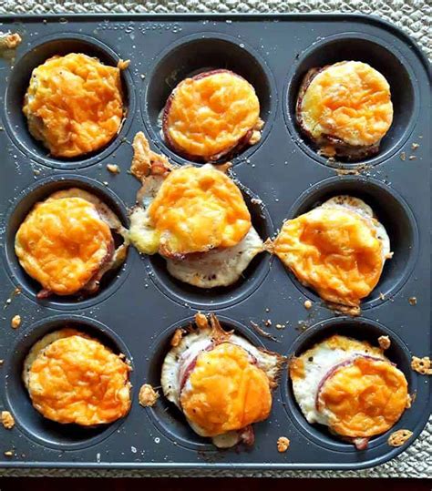 Canadian Bacon And Egg Breakfast Cups