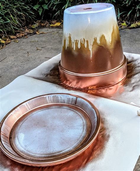 Rose Gold Gold And White Spray Painted Terracotta Pot Diy Terra