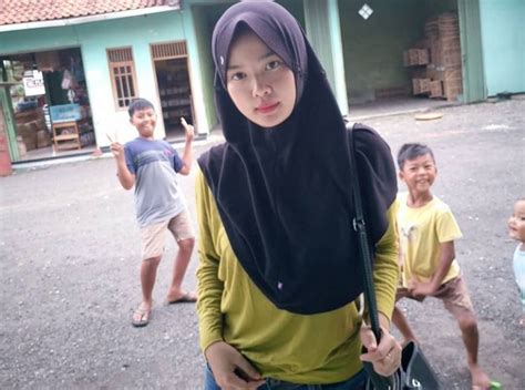Viral Sedang Foto Cantik Cewek Ini Malah Diganggu Bocil Netizen Sebut