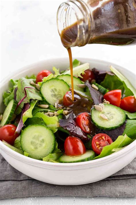 Balsamic Vinegar Olive Oil Salad Dressing