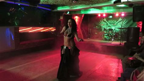 Diana Bastet Live Metal Belly Dance Performance Rhcp Soad Queen Metallica Rammstein Mix Youtube