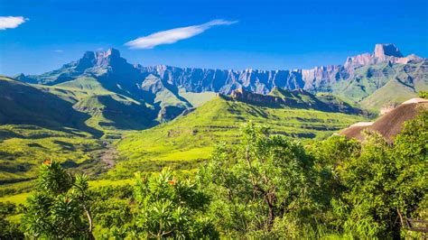 Drakensberg Mountain Range South Africa Natural World