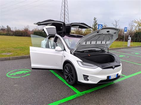 Prova Tesla Model X Dicembre 2020