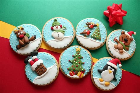Christmas homemade ginger cookies, small funny animal figurines. Christmas Winter Cookies on Pinterest Christmas Cookies ...