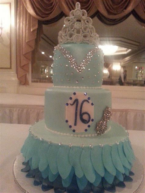 Buttercream with modeling chocolate bows and gumpaste topper. 737 best sweet 16's birthday cakes & teens images on ...