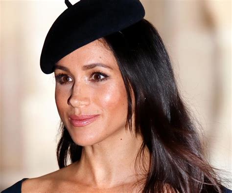 Keratin treatments are the secret to meghan markle's straight hair, and she's been getting them for years. This Is What Meghan Markle's Natural Hair Looks Like ...