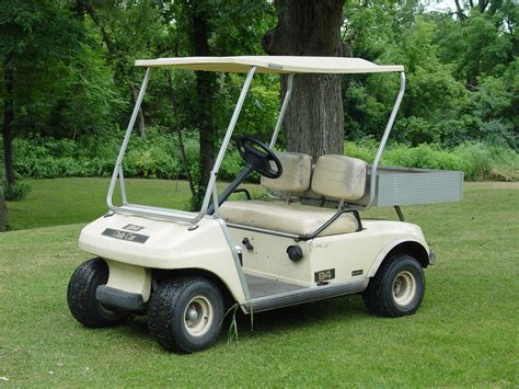 Gas Vs Electric Golf Carts Gator Golf Cars