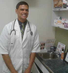 With more than 330 general, specialty, emergency and equine hospitals, petvet care centers is a veterinary network with a solid commitment to every community we serve. University Pet Hospital | OurPetVets